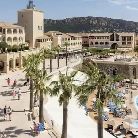 Exceptionnel - Dans Village Cap Esterel Agay - St Raphael * Saint-Raphael (Var)
