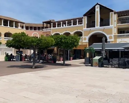 Exceptionnel - Dans Village Cap Esterel Agay - St Raphael * Saint-Raphael (Var)